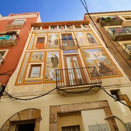 Duplex En Planta Baja Junto A La Catedral Daire Tarragona Dış mekan fotoğraf