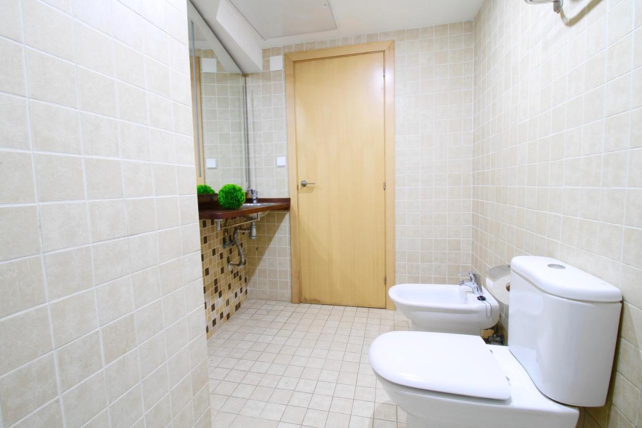 Duplex En Planta Baja Junto A La Catedral Daire Tarragona Dış mekan fotoğraf